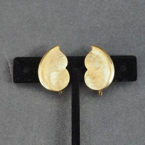 Puccini Clip On Earrings Gold Tone Textured Leaf Signed Designer Retro Vintage